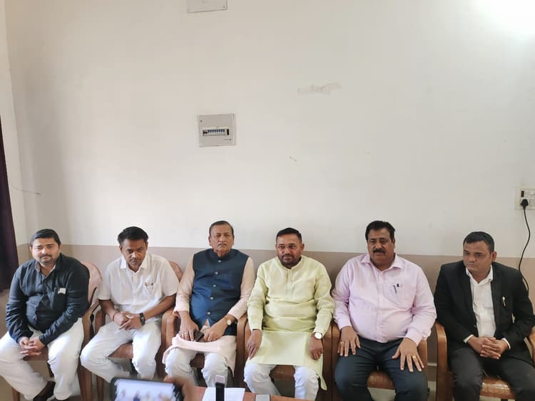 महोत्सवों में हो रही है भारी अनियमितता, इसकी हो निष्पक्ष जांच: किशोर कुमार