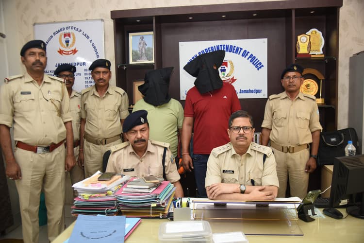 Jamshedpur News : बागबेड़ा में आपसी रंजिश में फायरिंग, दो आरोपी गिरफ्तार