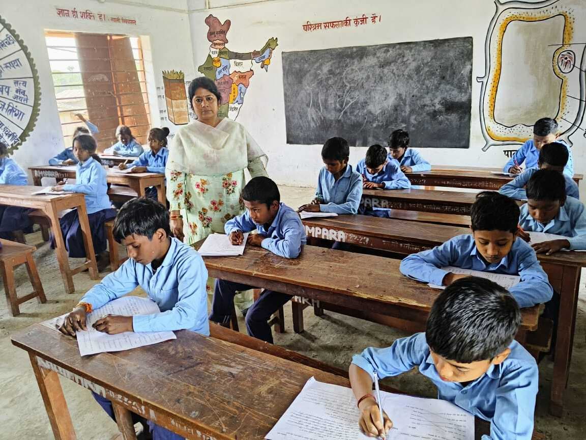 सरकारी स्कूलों के छात्र-छात्राओं के लिए जारी है वार्षिक मूल्यांकन परीक्षा