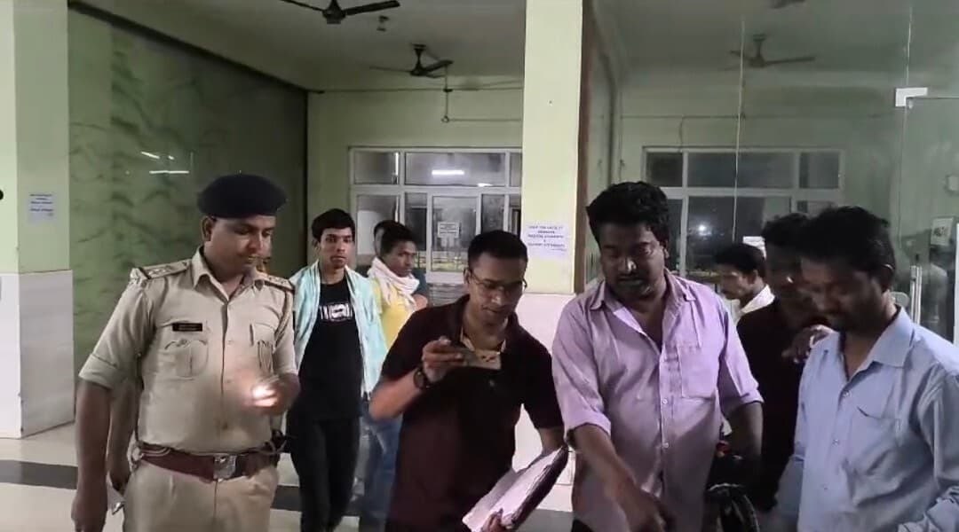 पिकअप व बाइक की टक्कर में बाइक सवार फाइनेंसकर्मी की मौत