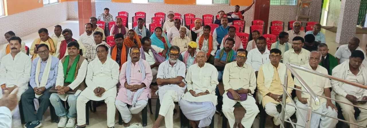 ग्राम प्रधान व लेखा होड़ को सम्मान दे राज्य सरकार :  लक्ष्मण