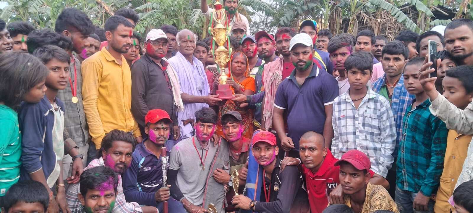 फाइनल में बांके सिंह बासा ने बेला नोबाद टीम को हराया