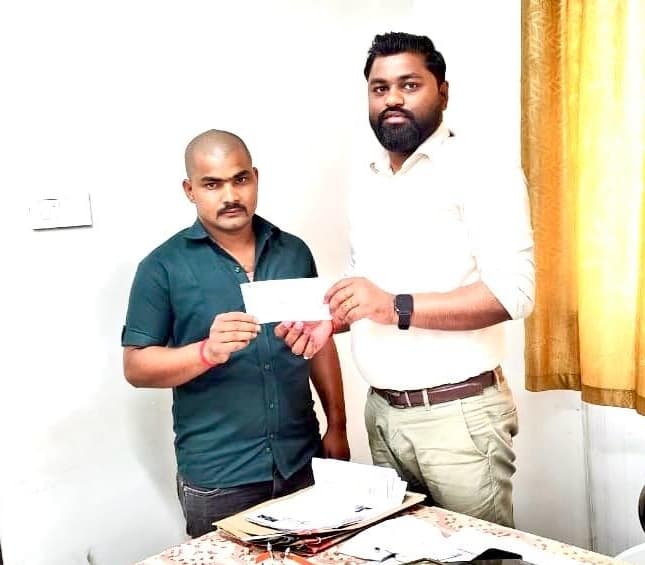 अग्निपीड़ित को दी गयी अनुग्रह अनुदान की राशि