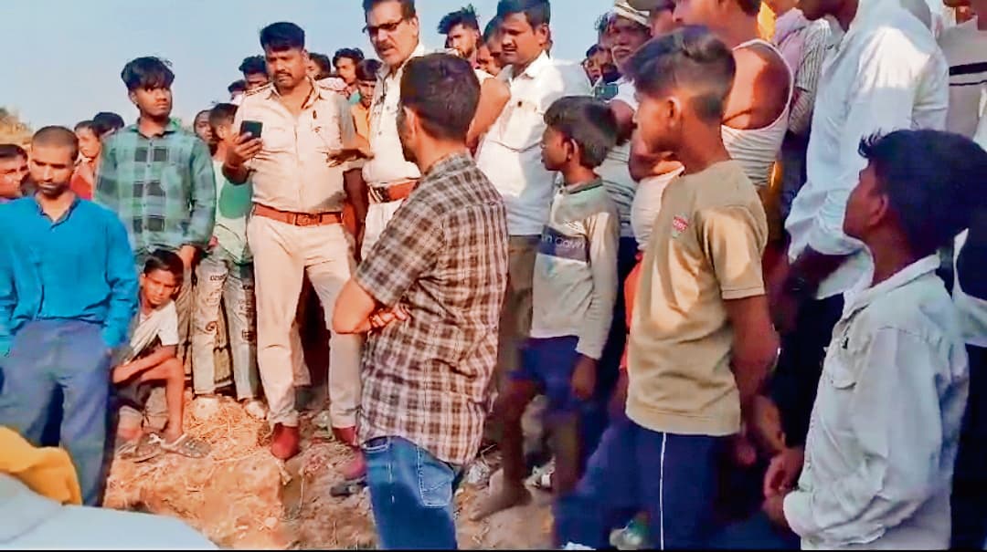 बलुआ गंगा नदी घाट पर स्नान के दौरान युवक डूबा