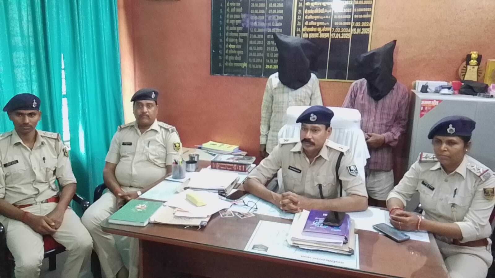 Samastipur News: यौन शोषण मामले की जांच में गयी पुलिस टीम पर हमला, तीन जवान जख्मी, पिता-पुत्र गिरफ्तार