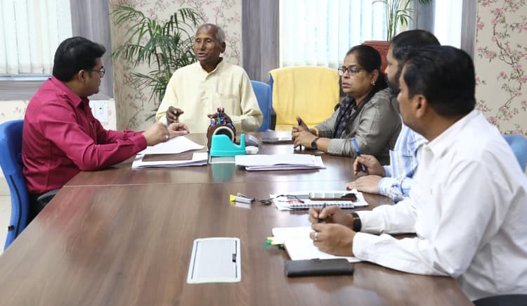 Bokaro News : 27 मामलों पर हुई सुनवाई, कुछ मामलों का ऑनस्पॉट निष्पादन