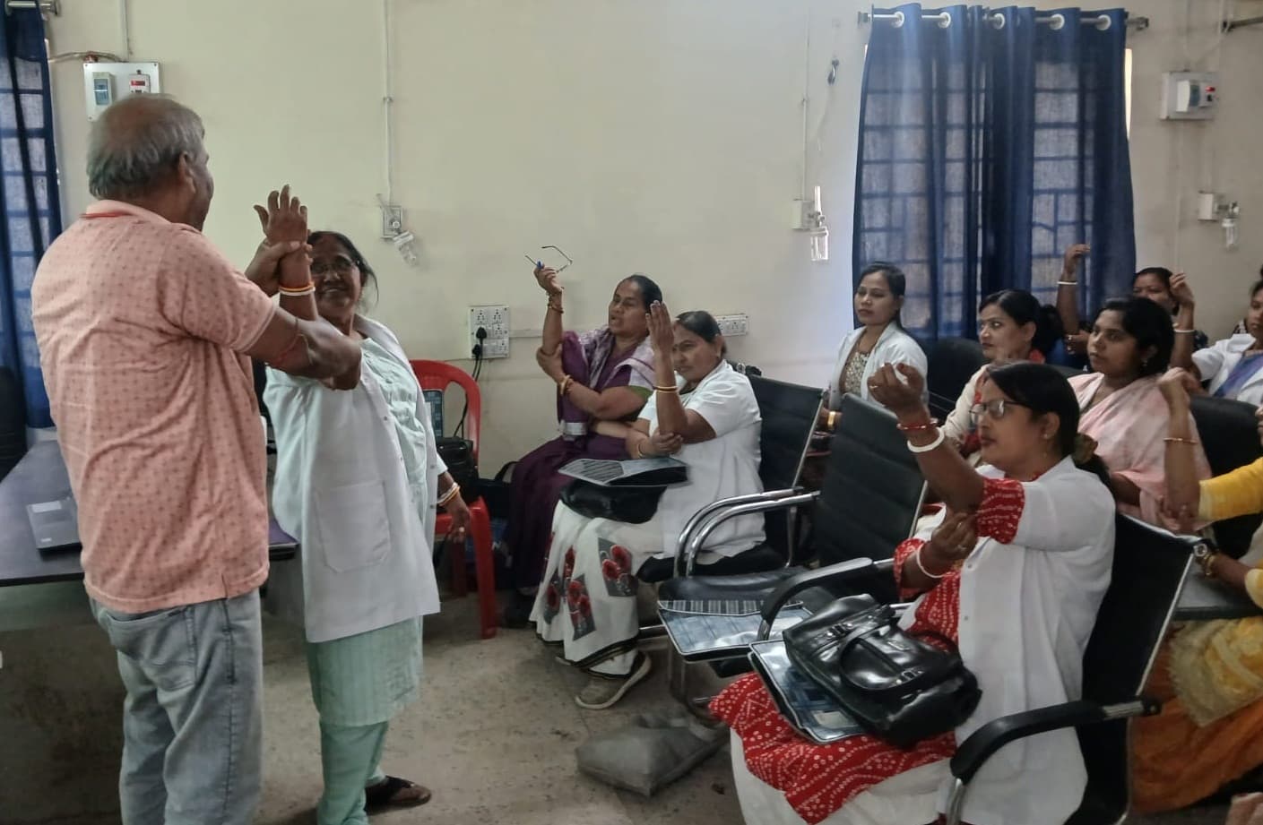 Bokaro News : माइकोबैक्टीरियम लेप्राई बैक्टीरिया के कारण होता है कुष्ठ : डॉ सुधा