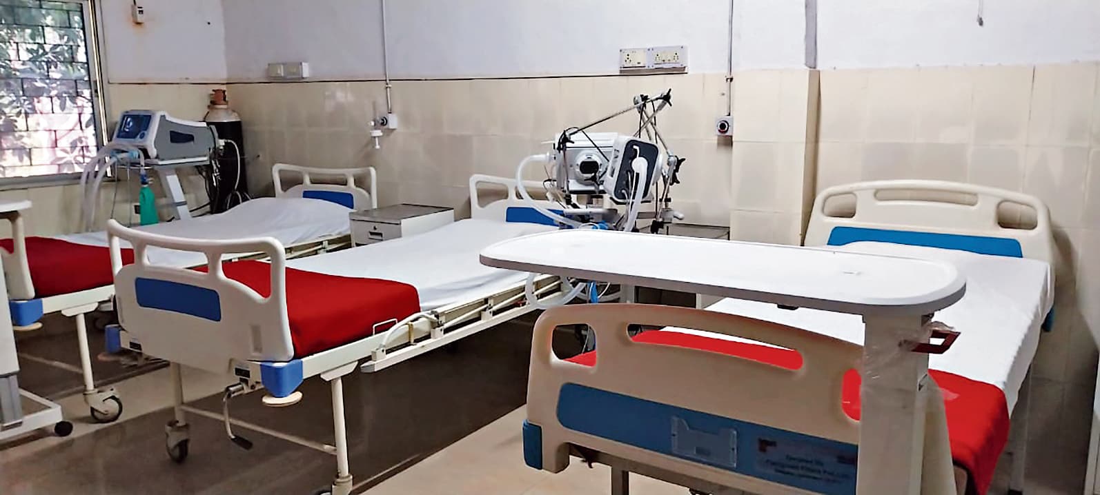 seraikela kharsawan news: सदर अस्पताल में पाइपलाइन से होगी ऑक्सीजन सप्लाई, आइसीयू तीन साल से बंद