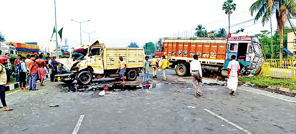 बागनान : सड़क दुर्घटना में भारत सेवाश्रम संघ के संन्यासी सहित दो की मौत