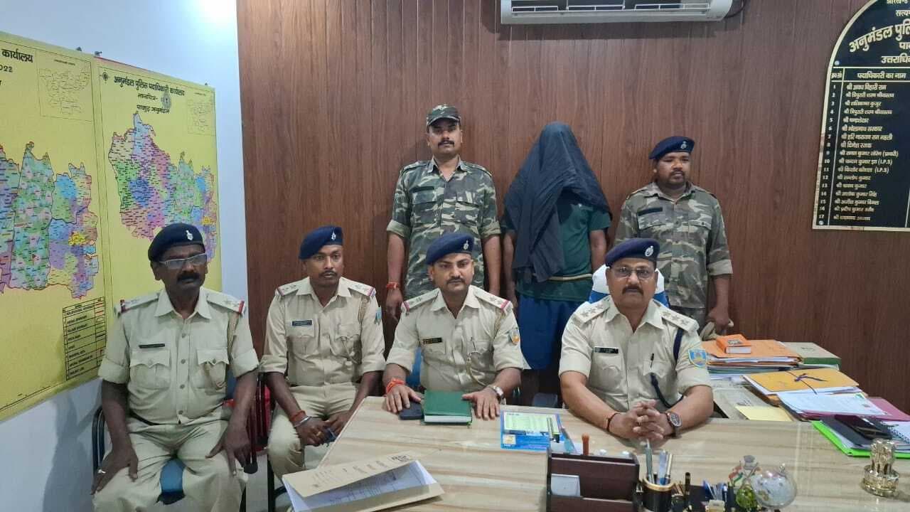 19 वर्षीय युवती की हत्या के आरोप में सीआइएसएफ के जवान गिरफ्तार