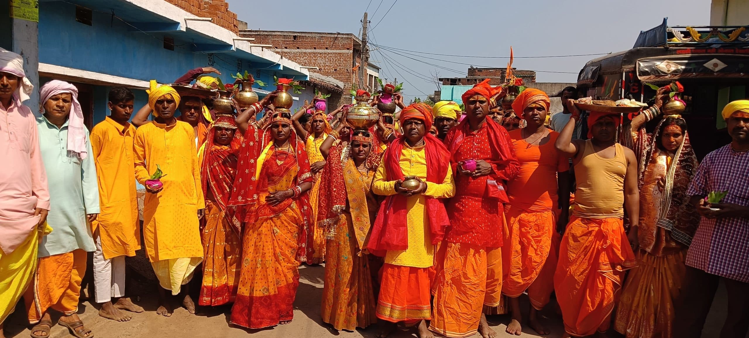 Dhanbad News: निचितपुर में कलश यात्रा के साथ महायज्ञ व रामराज मेला शुरू