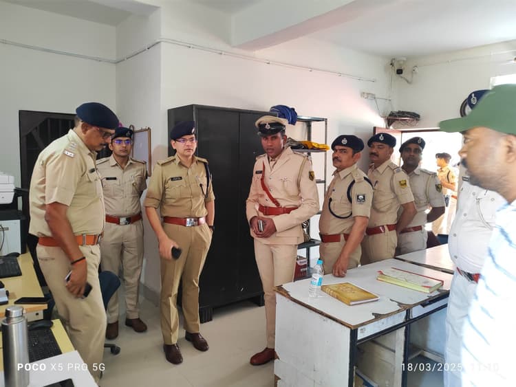 पुलिस-पब्लिक के बीच समन्वय स्थापित करने को लेकर थानों में करें बैठक : एसपी