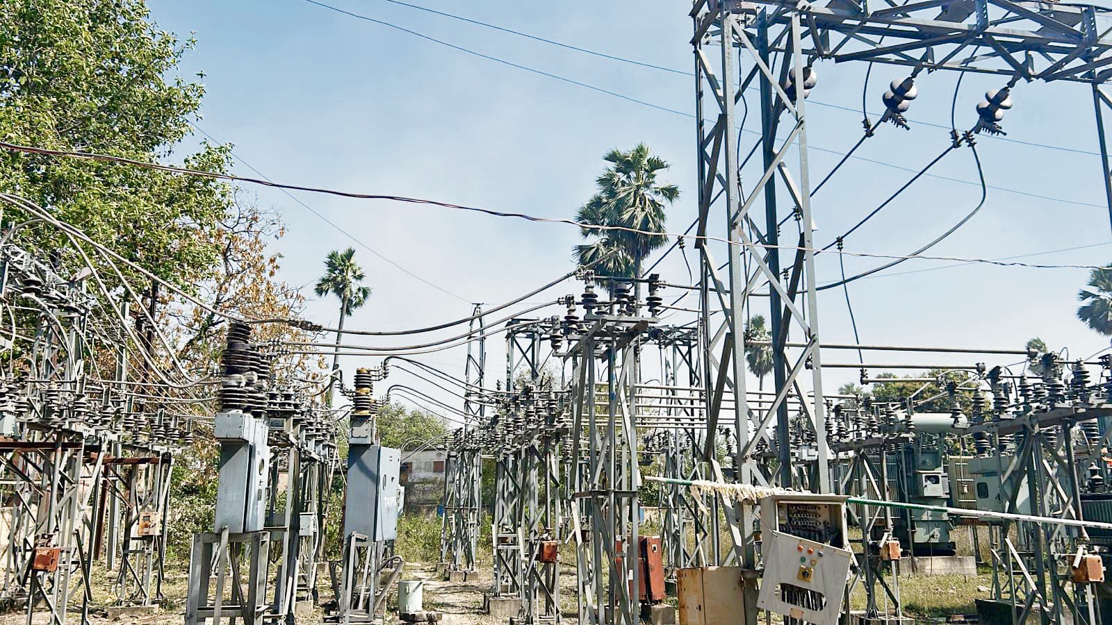 Chhapra News : बकायेदारों की लिस्ट तैयार, कनेक्शन काटने की तैयारी में जुटा बिजली विभाग