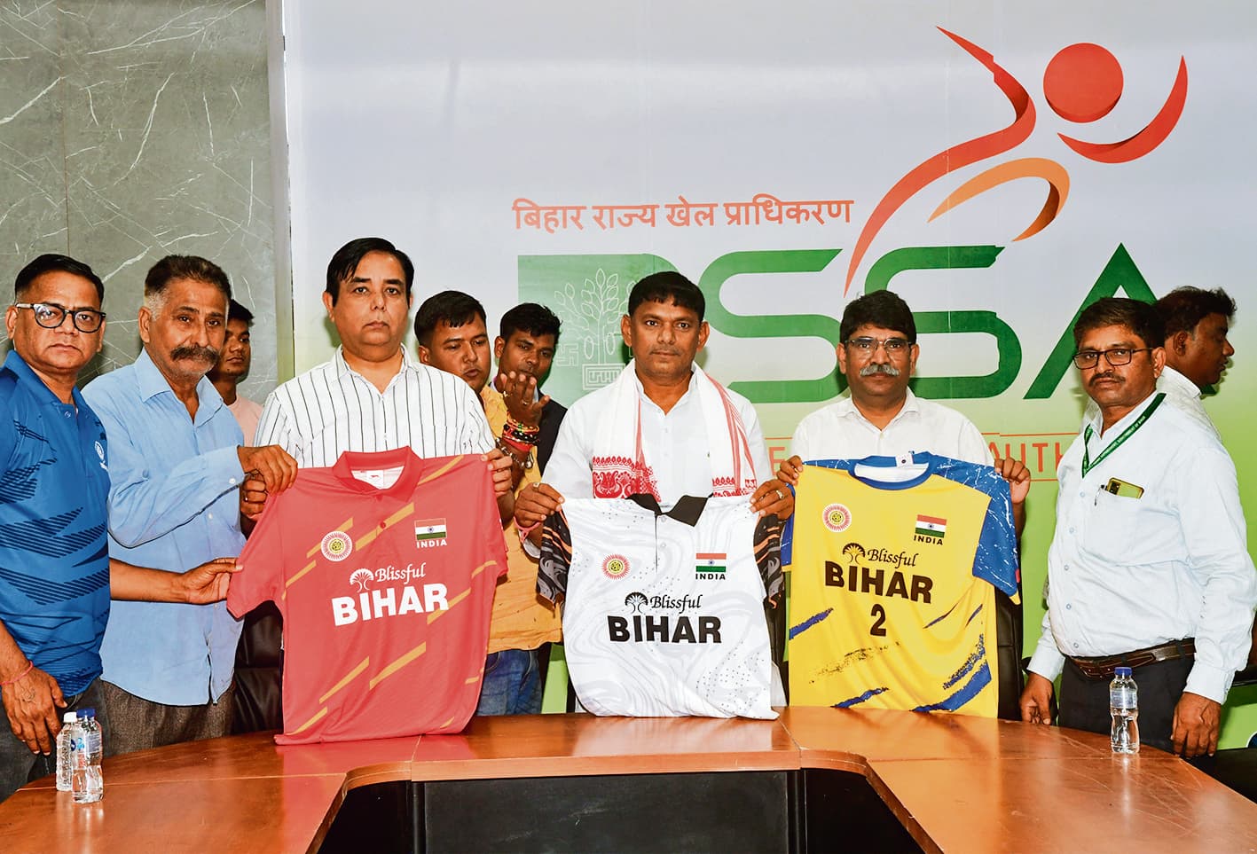 आकाश को भारत की पुरुष और मैपक को महिला टीम की कमान