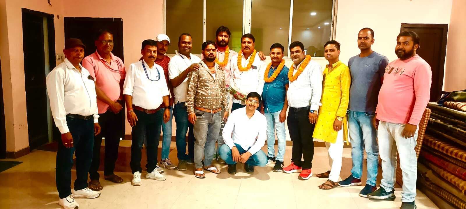 बिहार फोटोग्राफर एसोसिएशन के अध्यक्ष बने बैजू व अवनीत बने सचिव