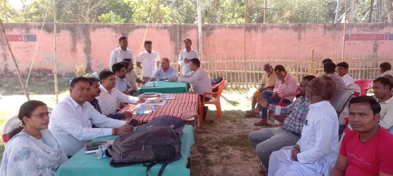 Madhubani News : पदाधिकारियों ने सुनी शिकायतें