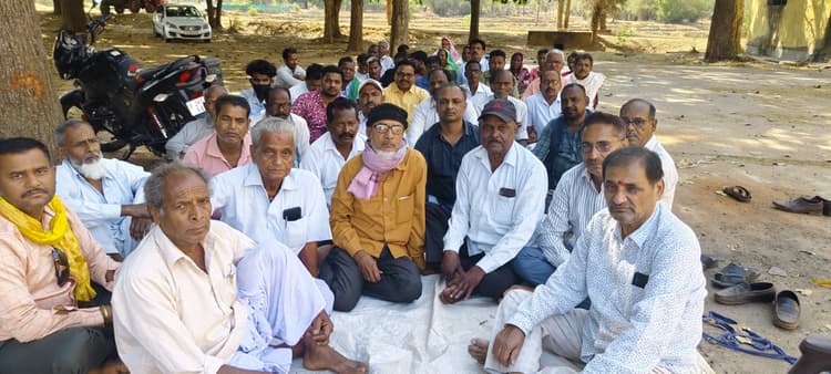 पीडीएस डीलरों ने की बकाया कमीशन भुगतान की मांग