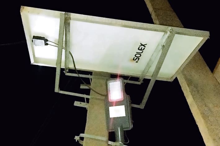 सीएमएस से निगरानी के बाद भी खराब पड़ी हैं सोलर स्ट्रीट लाइटें