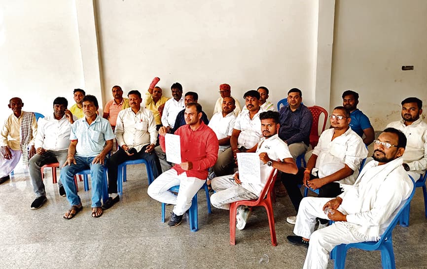 अब पार्षद प्रतिनिधि ने थाने में दिया आवेदन