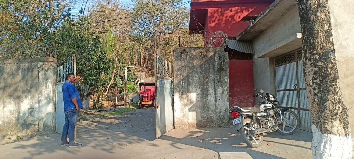 पानी सप्लाई नहीं होने से सैकड़ों ग्रामीण परेशान