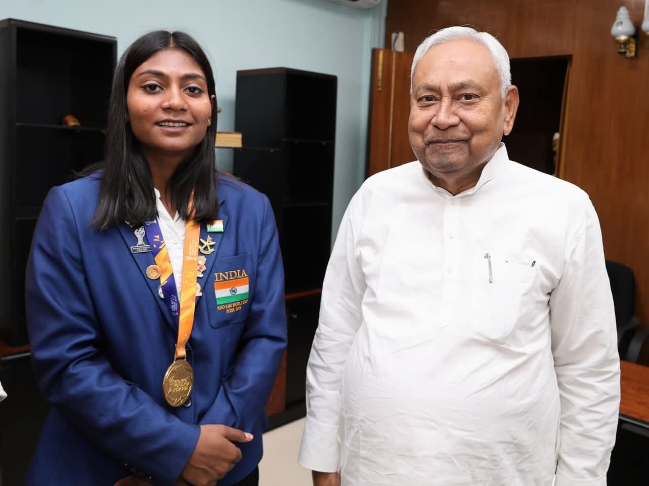 Bhagalpur news खो खो के वर्ल्ड कप चैंपियन मोनिका ने सीएम को मांगों का ज्ञापन सौंपा