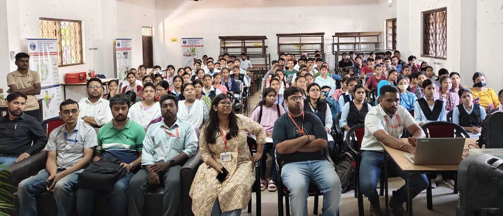 East Singhbhum News : किसी भी देश का विकास उसकी ऊर्जा खपत पर निर्भर करता है : मुखर्जी