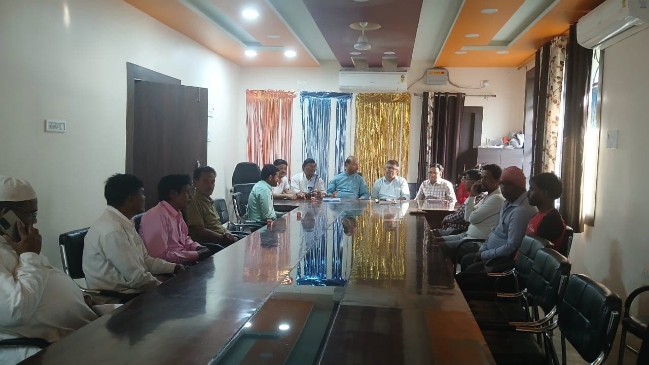 आंबेडकर की प्रतिमा स्थापित करने को ले बैठक आयोजित