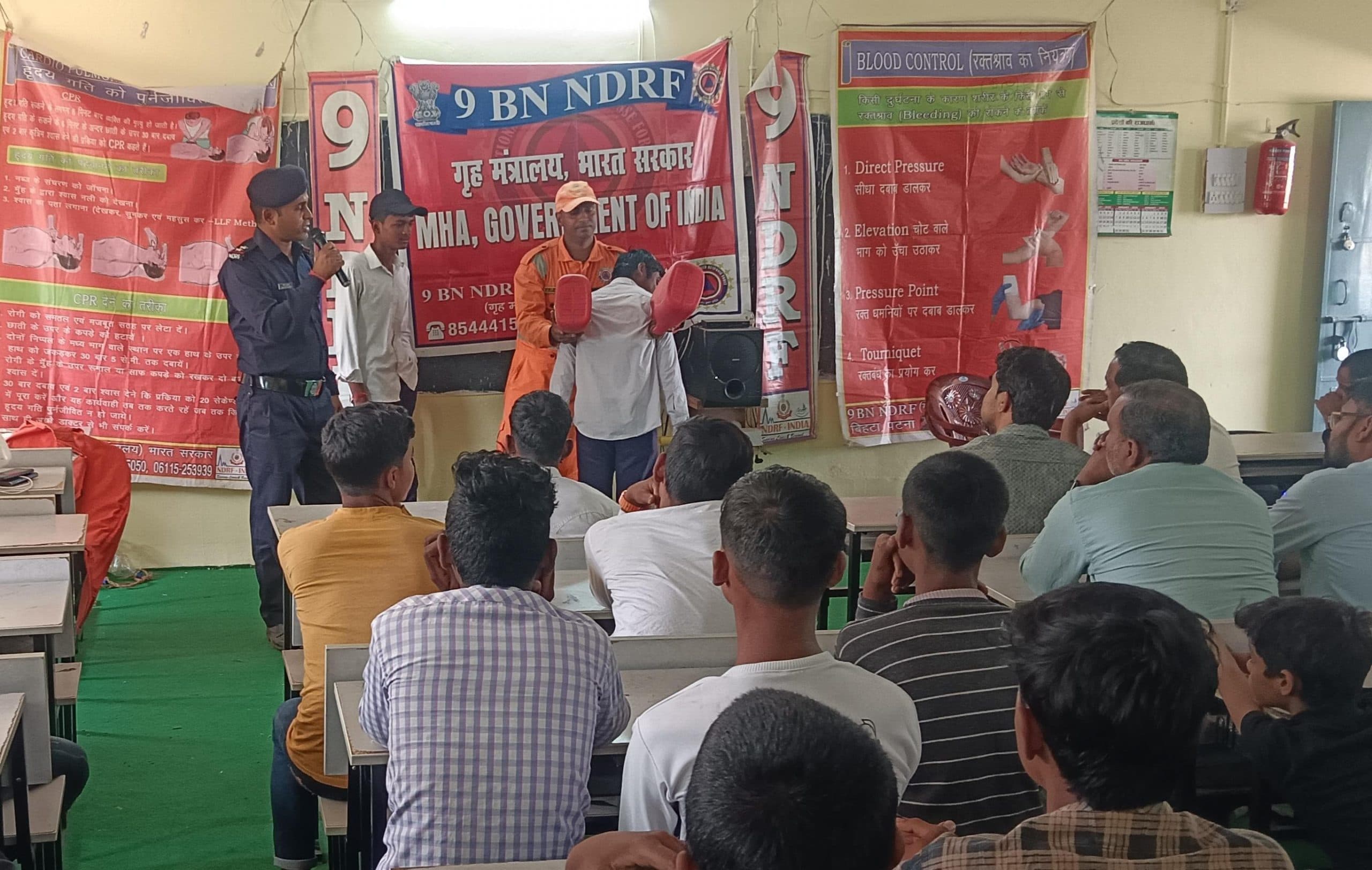 एनडीआरएफ ने आपदा प्रबंधन को लेकर दिया प्रशिक्षण
