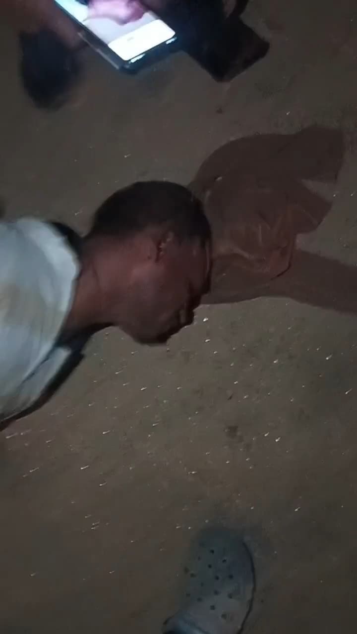 युवक को बांधकर पिटाई करने का वीडियो वायरल, पुलिस कर रही है छानबीन