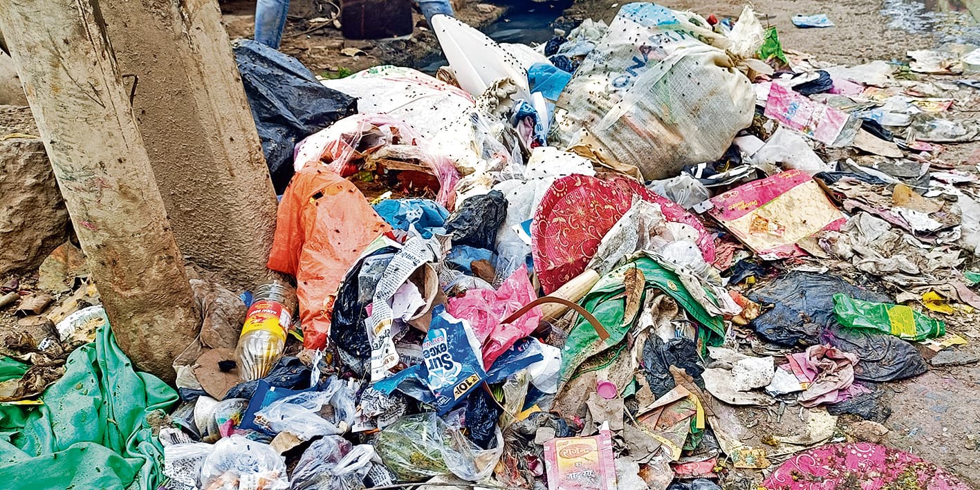 Chhapra News : शहर के चौक-चौराहे से गायब हुए 12 सौ गीले और सूखे कचरे के कूड़ेदान