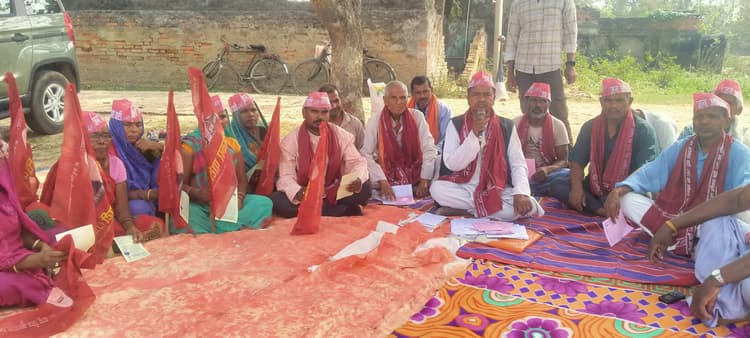 Madhubani News : जनअधिकार पार्टी के कार्यकर्ताओं ने जताया आक्रोश