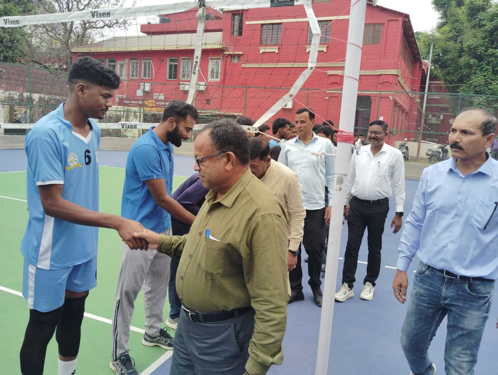Sports : रांची जिला वॉलीबॉल प्रतियोगिता शुरू, आरयूएसआरसीए व दलादली क्लब विजयी