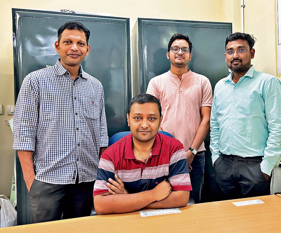 Rourkela News: एनआइटी के शोधार्थियों ने खाद्य गुणवत्ता की रीयल-टाइम जांच के लिए स्मार्ट आइओटी सक्षम उपकरण विकसित किया