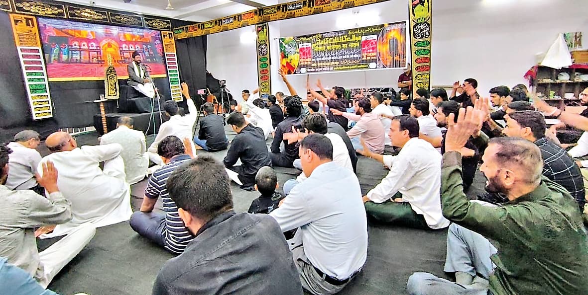 ranchi news : रांची में मजलिस-ए-गम, मौलाना तहजीबुल ने कहा : किसी की मदद उसका मजहब पूछकर न करें