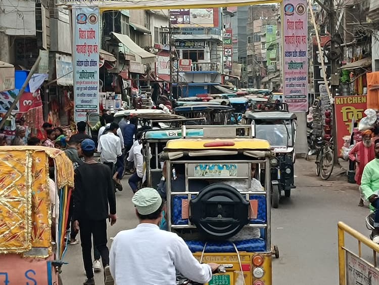 शहर में ट्रैफिक जाम से निजात दिलाने की सारी योजना फेल