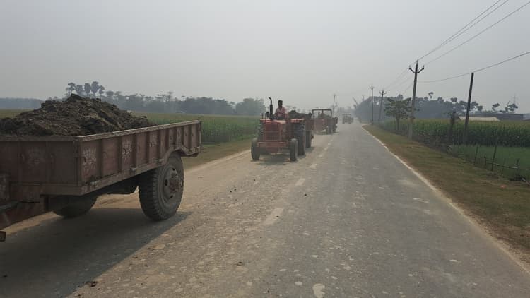 अवैध खनन से स्थानीय लोग आक्रोश