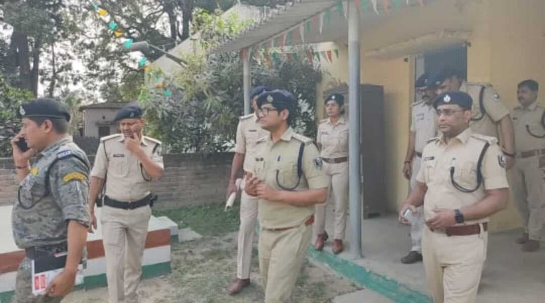 एसपी ने किया थाने का निरीक्षण