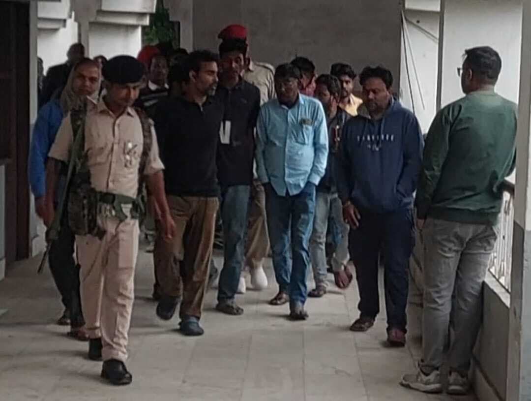 पांच साइबर ठगों को सुनायी गयी चार वर्ष की सजा, 25000 रुपये का अर्थदंड