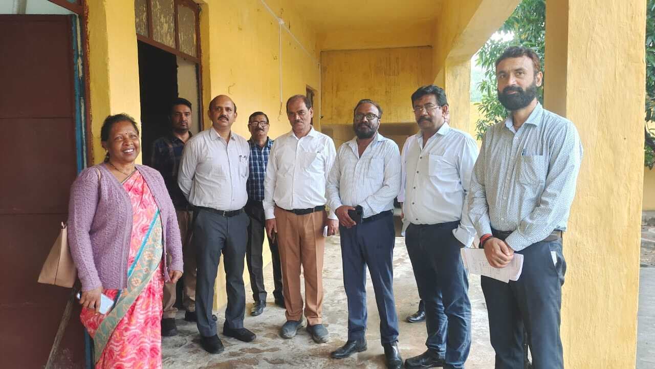 केंद्रीय विद्यालय संगठन रांची जोन के डीसी ने लिया जायजा