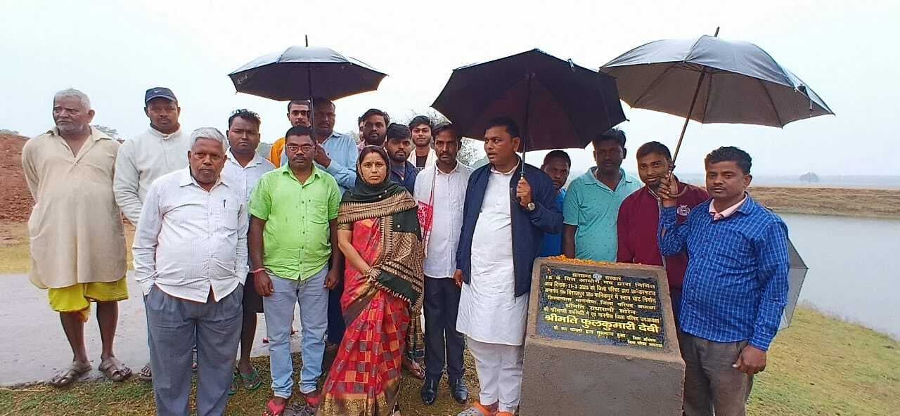 जिप उपाध्यक्ष ने छठ घाट का किया शिलान्यास