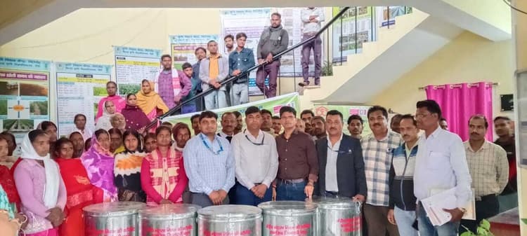 Giridih News :किसानों का दो दिवसीय प्रशिक्षण शिविर शुरू