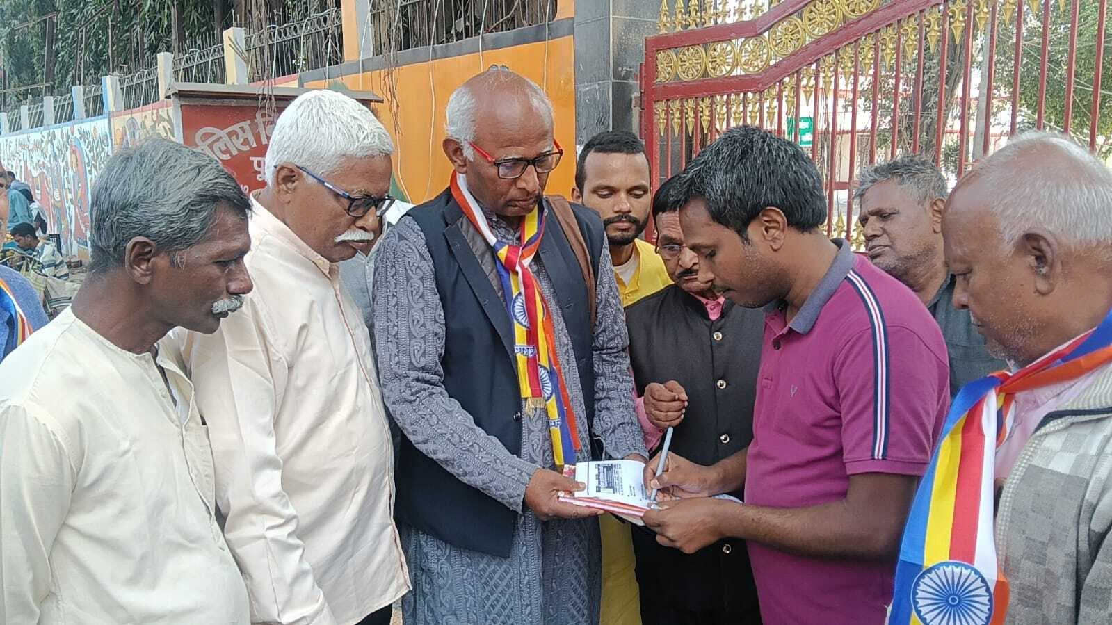 बुद्धिस्ट इंटरनेशनल नेटवर्क ने शहर में निकाली रैली