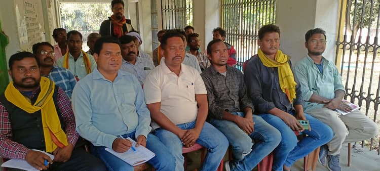 जड़ी-बूटी की दवा से गंभीर बीमारी का इलाज संभव : प्रकाश बेसरा