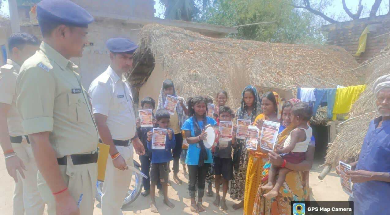 नुक्कड़ नाटक के जरिये आग से बचाव की दी जानकारी