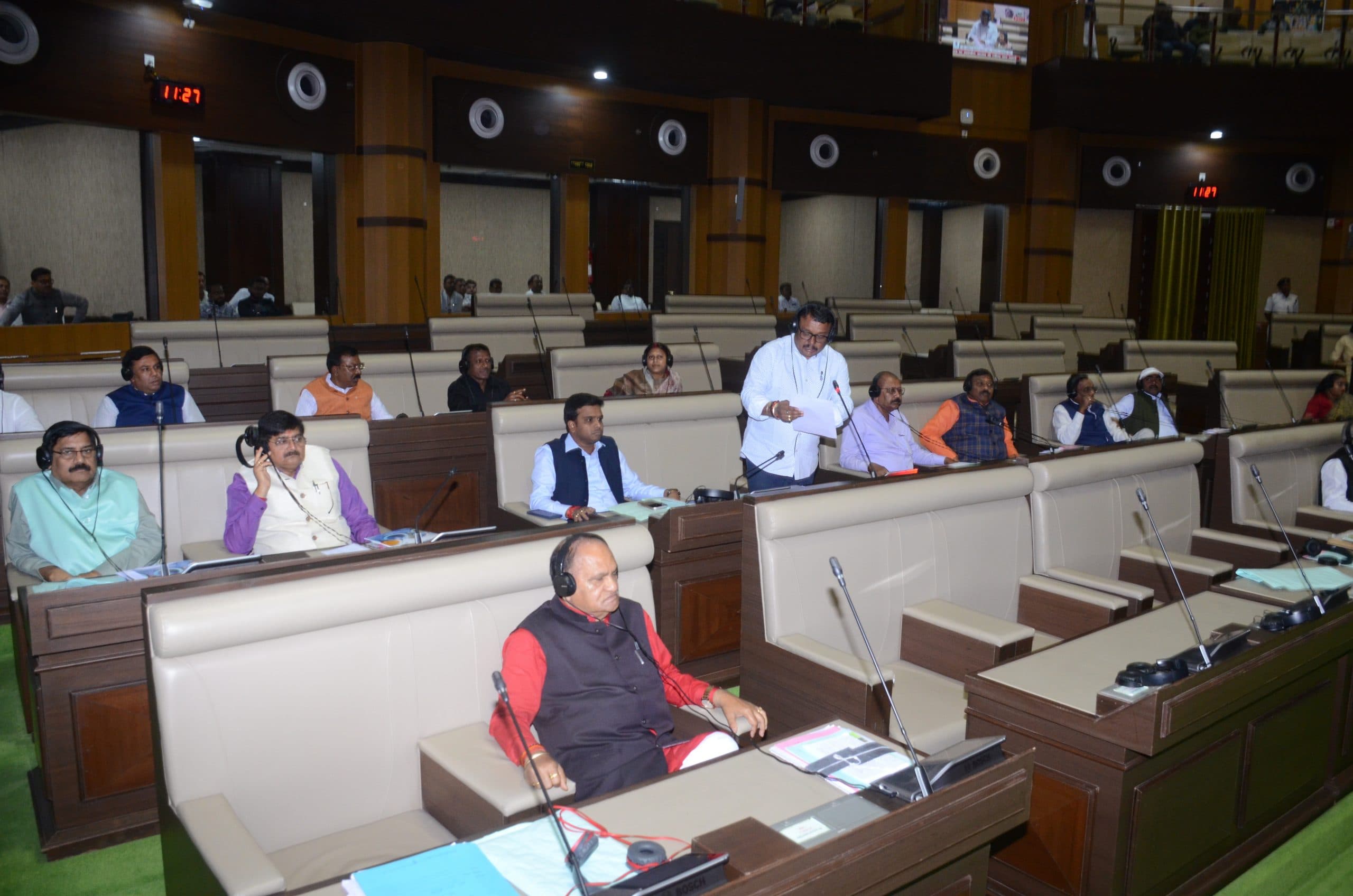 Political News : सरहुल से पहले सरकार सरना समाज की मांगों का समाधान करे : सीपी सिंह