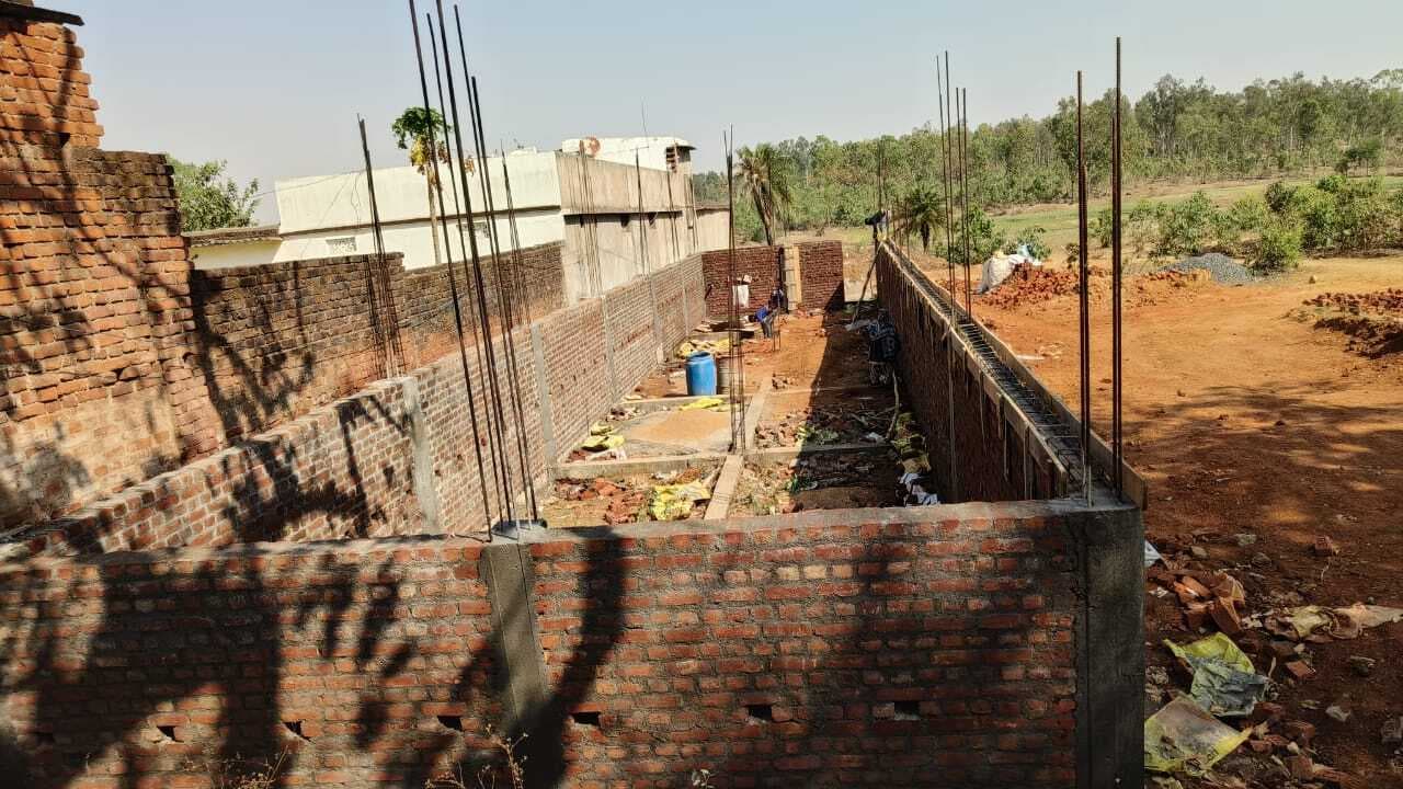 विद्यालय की भूमि पर अतिक्रमण का प्रयास