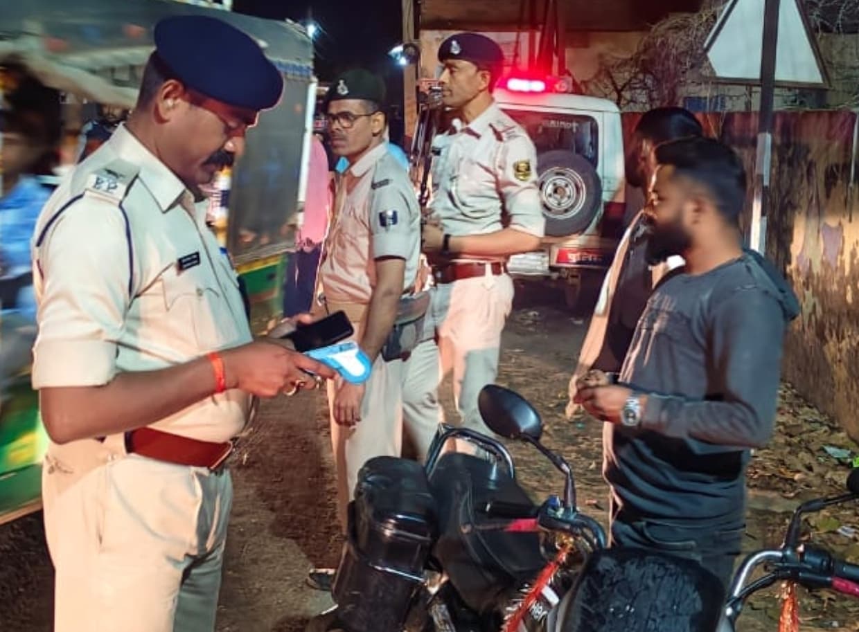 सोनो चौक पर चलाया वाहन जांच अभियान