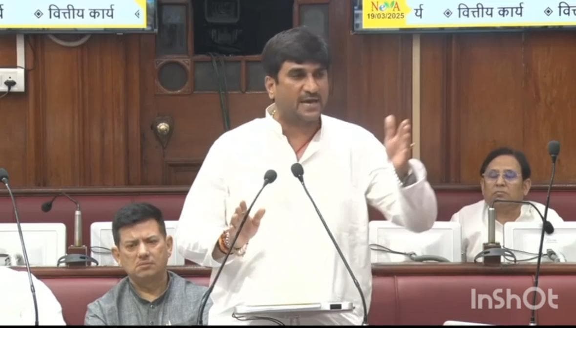 विधान पार्षद सौरभ ने उठायी दुग्ध उत्पादक किसानों की समस्या