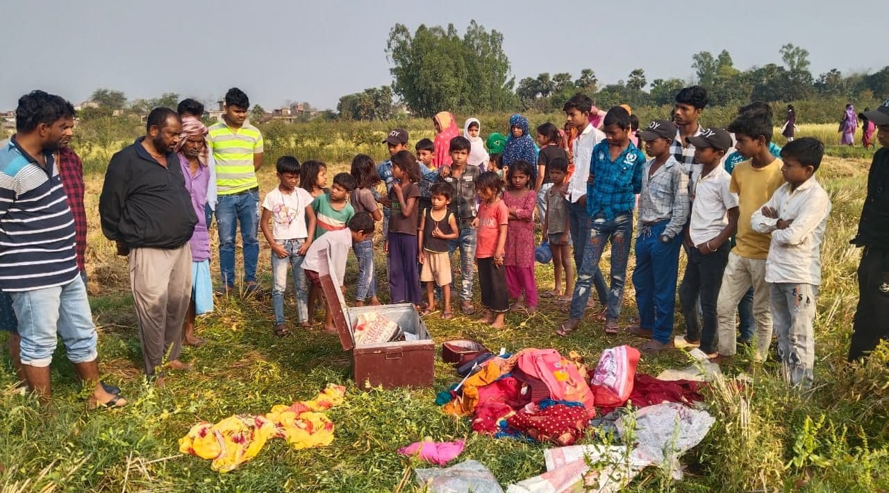 Madhubani News : हुर्राही गांव में दो घर से लाखों की चोरी, जांच में जुटी पुलिस