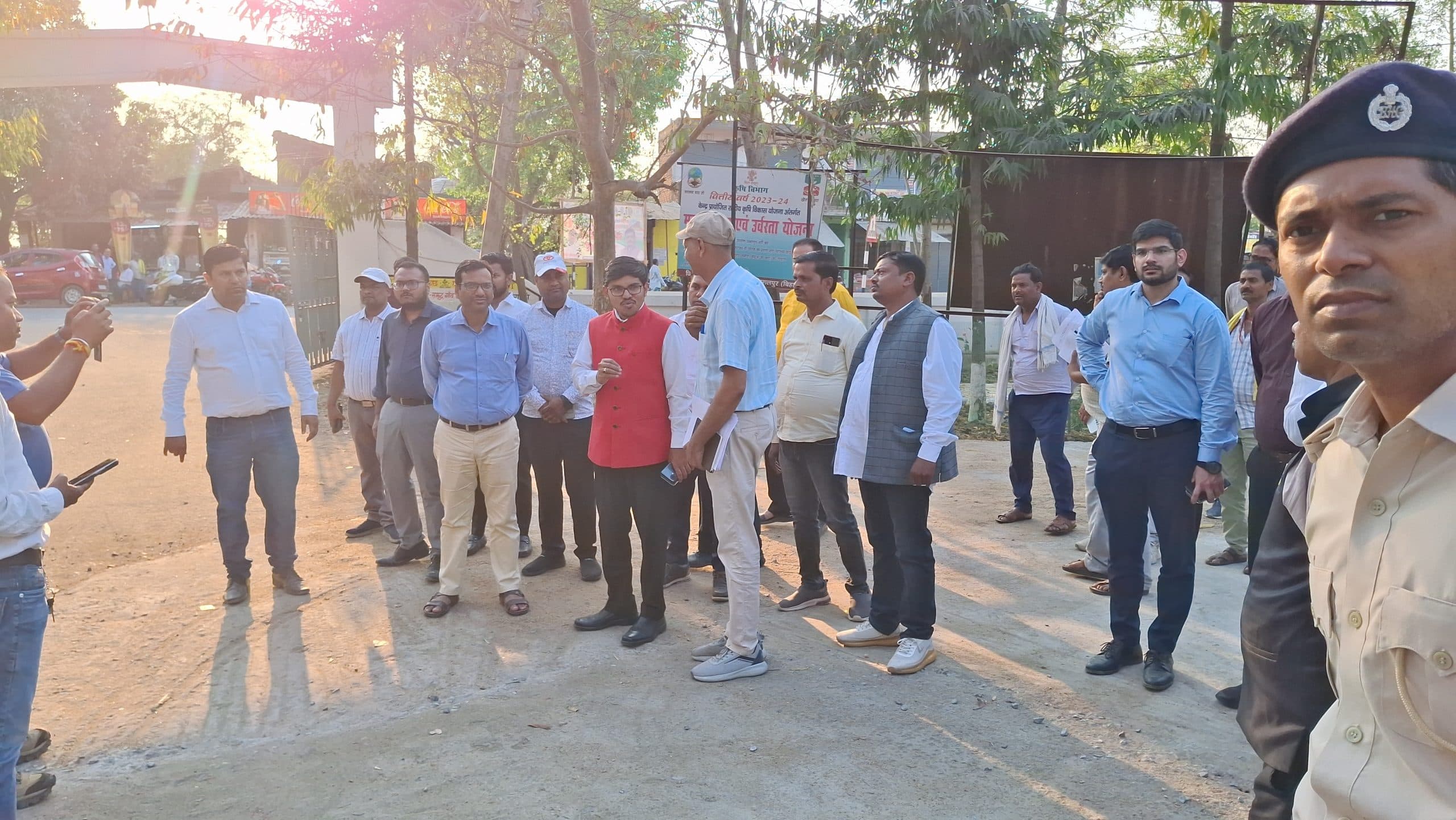 Bhagalpur news नीति आयोग की जांच को ले विकास कार्यों की डीडीसी ने की संवीक्षा